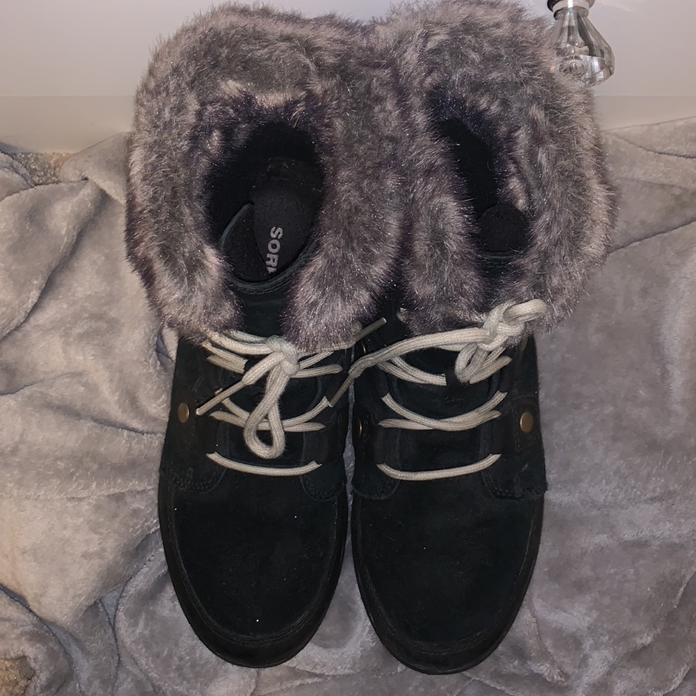 Sorel Explorer Joan Boots Women’s size 6.5